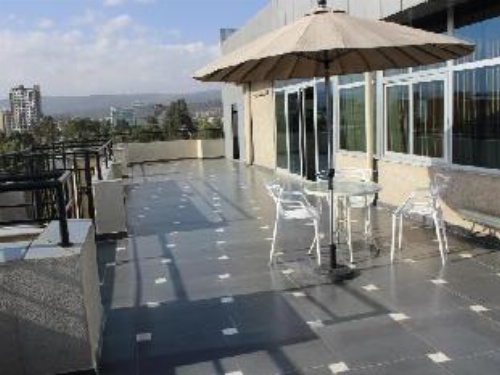 Oasis Hotel Apartment image 1