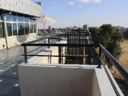 Oasis Hotel Apartment image 2